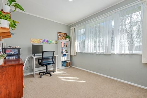 Photo of property in 10 Rimu Place, Cloverlea, Palmerston North, 4412