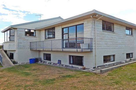 Photo of property in 8 Argyle Street, Weston, Oamaru, 9401