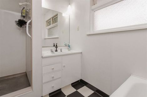 Photo of property in 30a Wroxton Terrace, Merivale, Christchurch, 8014