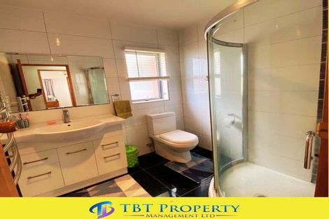 Photo of property in 1/22 Boundary Road, Blockhouse Bay, Auckland, 0600
