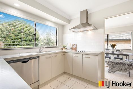 Photo of property in 3 Kimptonfields Court, Wattle Downs, Auckland, 2103