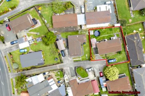 Photo of property in 2/11 Etherton Drive, Weymouth, Auckland, 2103