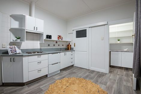 Photo of property in 31 Beach Street, Saint Clair, Dunedin, 9012