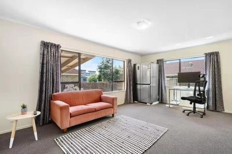 Photo of property in 2/16a Puriri Street, Takapuna, Auckland, 0622