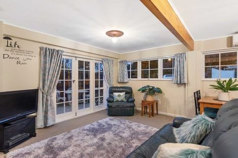 Photo of property in 2 Corrin Street, Melville, Hamilton, 3206