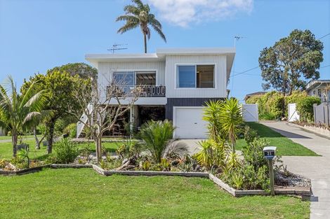 Photo of property in 21 Tindalls Bay Road, Tindalls Beach, Whangaparaoa, 0930