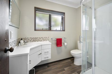 Photo of property in 27 Humphries Place, Awapuni, Palmerston North, 4412