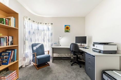 Photo of property in 35 Blue Heron Rise, Stanmore Bay, Whangaparaoa, 0932