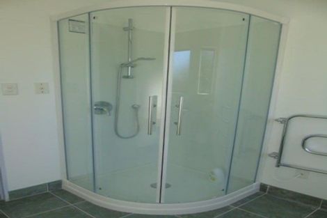 Photo of property in 48 Percy Dyett Drive, Karori, Wellington, 6012