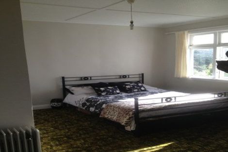 Photo of property in 12 Karepa Street, Brooklyn, Wellington, 6021