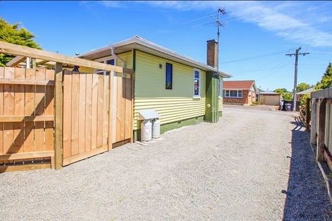 Photo of property in 8 Cole Grove, Wallaceville, Upper Hutt, 5018