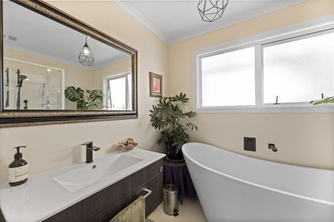 Photo of property in 12 Tay Street, Oamaru North, Oamaru, 9400