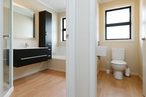 Photo of property in 8 Medallion Court, Kelvin Grove, Palmerston North, 4414