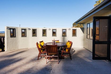 Photo of property in 408 Aranui Road, Kairanga, Palmerston North, 4475