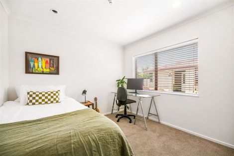 Photo of property in 732d Te Atatu Road, Te Atatu Peninsula, Auckland, 0610