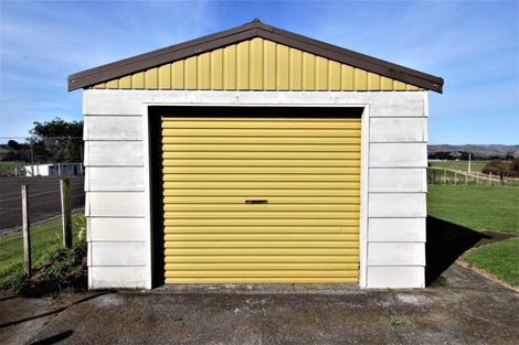 Photo of property in Papatawa Schoolhouse, 258 Valley Road, Papatawa, Woodville, 4998