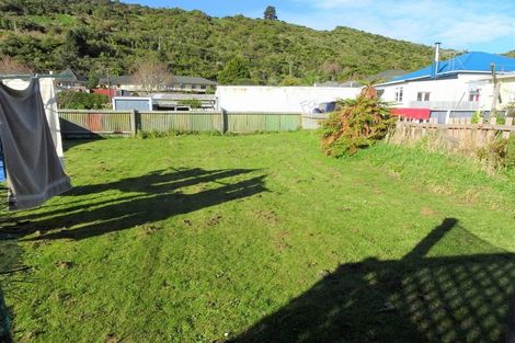 Photo of property in 73 Alexander Street, Greymouth, 7805