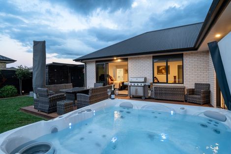 Photo of property in 13 Webber Street, Cambridge, 3434