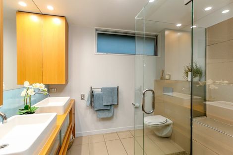 Photo of property in 6b Highfield Place, Highlands Park, New Plymouth, 4312