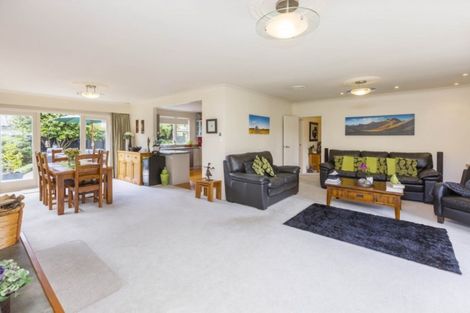 Photo of property in 391 Fergusson Drive, Heretaunga, Upper Hutt, 5018