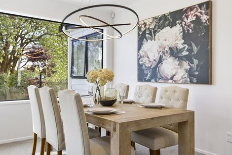 Photo of property in 6 Thirlmere Rise, Northpark, Auckland, 2013