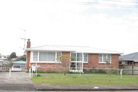 Photo of property in 56 Thompson Terrace, Manurewa, Auckland, 2102
