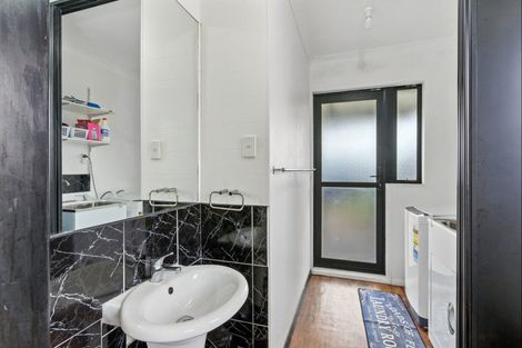 Photo of property in 22 York Street, Levin, 5510