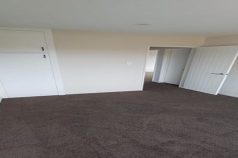 Photo of property in 5 Craig Place, Redwood, Christchurch, 8051