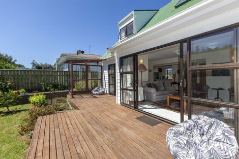 Photo of property in 44 Dale Road, Raumati South, Paraparaumu, 5032