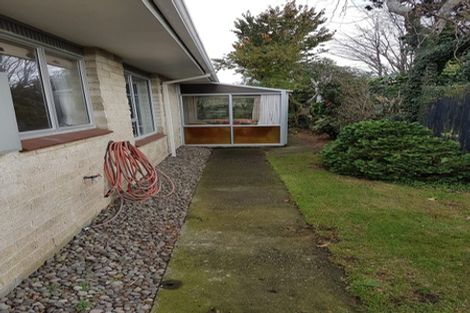 Photo of property in 3/340 Devon Street West, New Plymouth, 4310