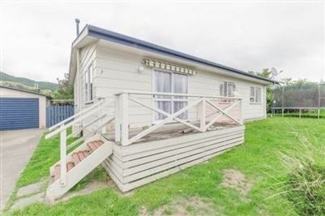 Photo of property in 3 Redwood Close, Paraparaumu, 5032