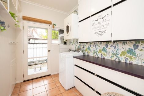 Photo of property in 48 Iona Road, Havelock North, 4130