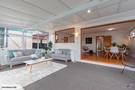 Photo of property in 51 Aorangi Road, Paraparaumu, 5032