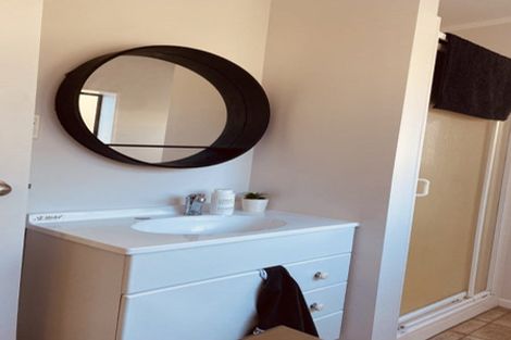 Photo of property in 36 Motiti Road, Papamoa Beach, Papamoa, 3118