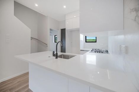Photo of property in 17 Hearth Street, Flat Bush, Auckland, 2019