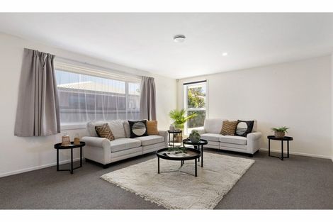 Photo of property in 2/519 Hereford Street, Linwood, Christchurch, 8011