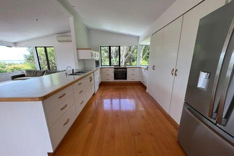 Photo of property in 1/95 Braemar Road, Castor Bay, Auckland, 0620