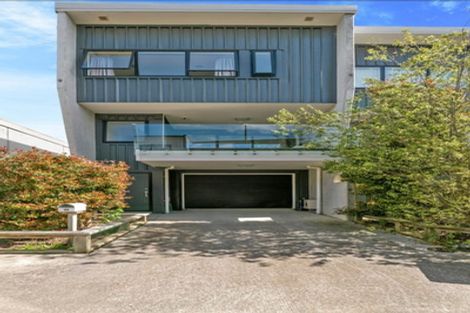 Photo of property in 19/5 Perekia Street, Albany, Auckland, 0632