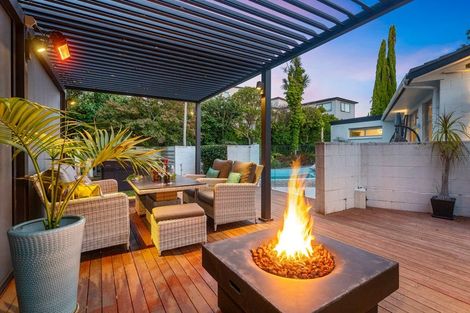 Photo of property in 23 Gordon Avenue, Forrest Hill, Auckland, 0620