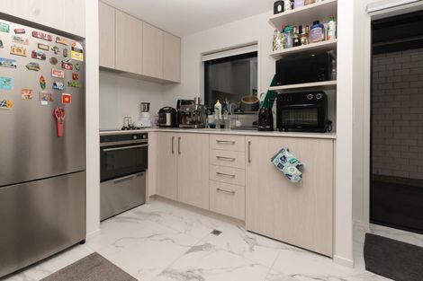 Photo of property in 10/59 Neil Avenue, Te Atatu Peninsula, Auckland, 0610