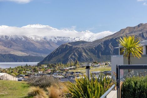 Photo of property in 6b Matrica Court, Wanaka, 9305