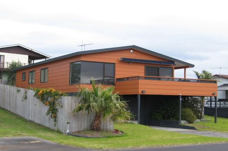 Photo of property in 6 Blue Bell Parade, Omaha, 0986