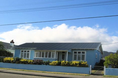 Photo of property in 2a Tennyson Street, Petone, Lower Hutt, 5012