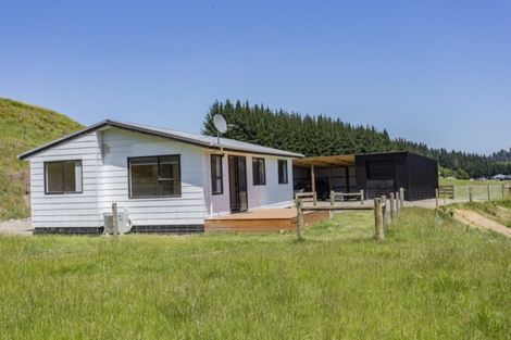 Photo of property in 127 Smarts Road, Loburn, Rangiora, 7472