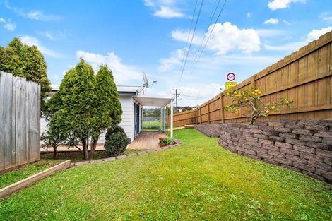Photo of property in 2/109 Target Road, Totara Vale, Auckland, 0629