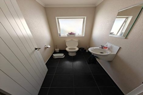 Photo of property in 167 Pacific Drive, Fitzherbert, Palmerston North, 4410