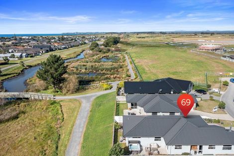 Photo of property in 69 Harding Drive, Papamoa Beach, Papamoa, 3118