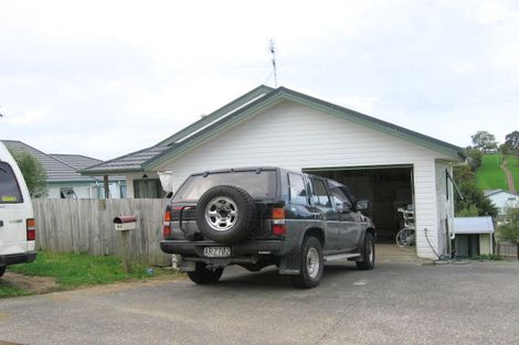 Photo of property in 93 Kamara Road, Glen Eden, Auckland, 0602