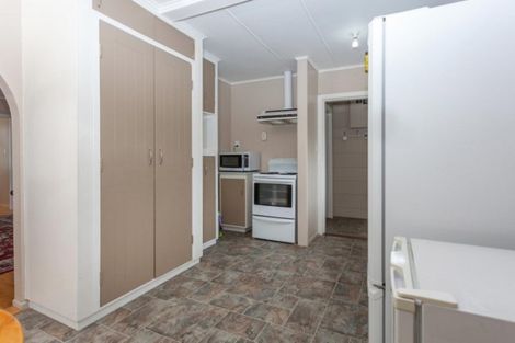 Photo of property in 136 Kiwi Road, Whangamata, 3620