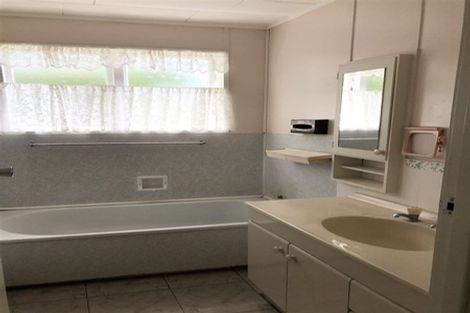 Photo of property in 19a Amaru Road, One Tree Hill, Auckland, 1061